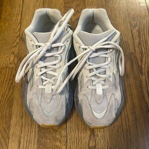 Yeezy Boost 700 V2 'Tephra' - 5 1/2 in men’s 7 in women’s